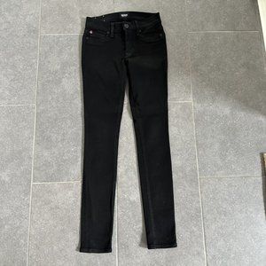 Krista Low-Rise Super Skinny Jean